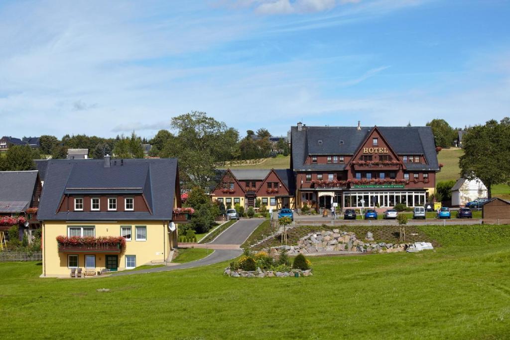 Landhotel Zu Heidelberg Seiffen Exterior photo